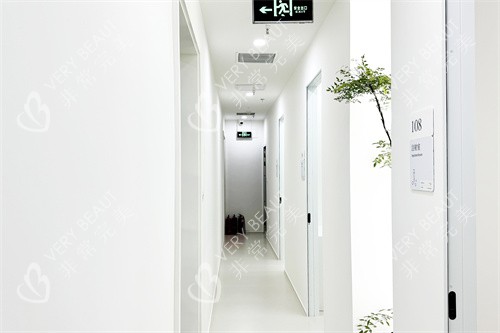 北京小芙医疗美容万柳院区走廊