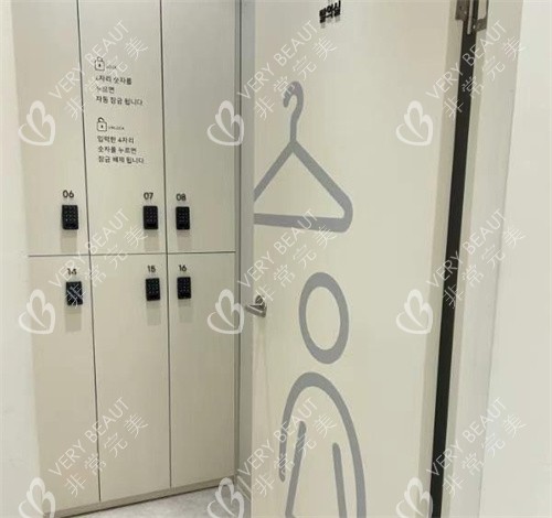 釜山弗洛麗雅皮膚科室內(nèi)一角