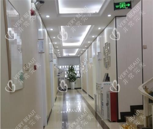 广州广大整形医院走廊