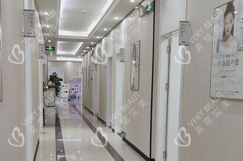 广州广大整形医院看诊区