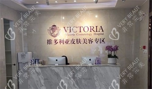 拉双眼皮手术示意图