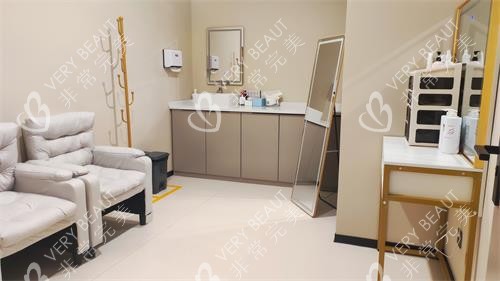 成都新华整形休息区