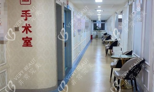 河南京城皮肤医院走廊图