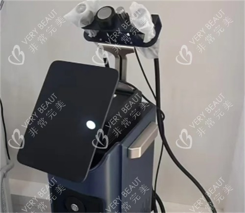 氪赛尔黄金微针设备展示