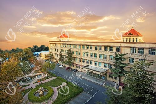 北京嘉禾口腔外观大楼示意图