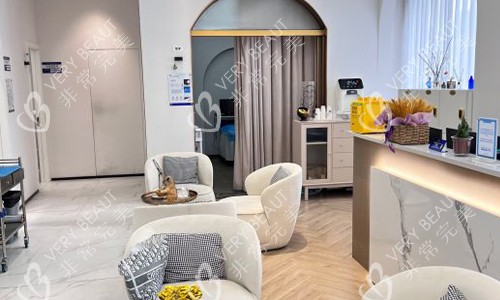 深圳曹孟君医疗美容医院的等待区 深圳曹孟君医疗美容医院的等待区