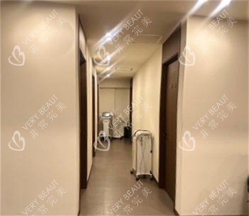 韩国梅宗德皮肤科走廊
