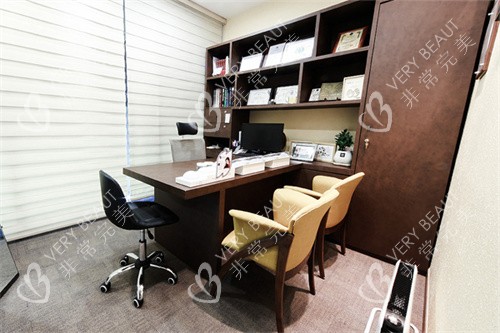 韩国芭堂整形面诊室