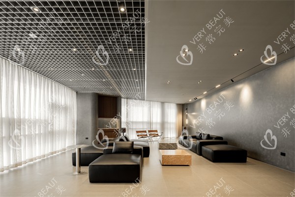 韩国釜山格莱斯皮肤科等待区一览 韩国釜山格莱斯皮肤科等待区一览