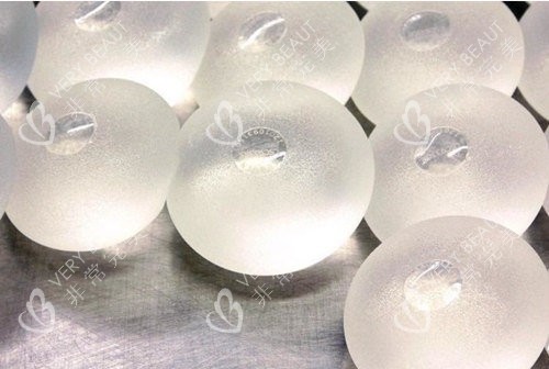 隆胸假体展示图片 隆胸假体展示图片