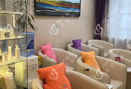 哈尔滨艺星医疗美容等候区