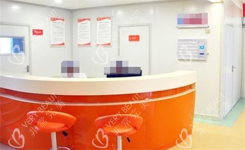 南阳天伦医院私密科护士站环境图 南阳天伦医院私密科护士站环境图
