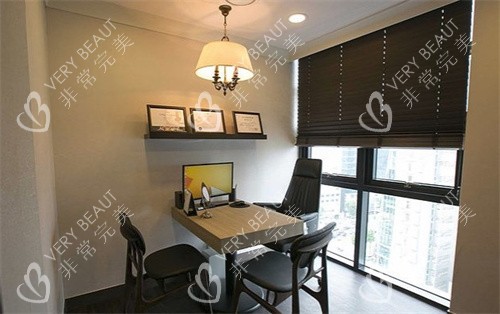 韩国TS整形外科商谈室