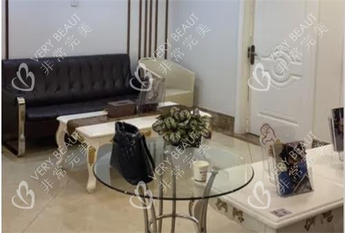 佛山顺德壹加壹整形等候区