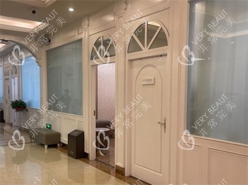 昆明韩辰整形走廊