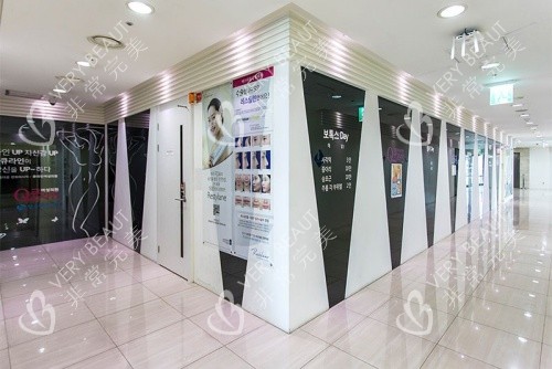 韩国Qline女性医院走廊示意图