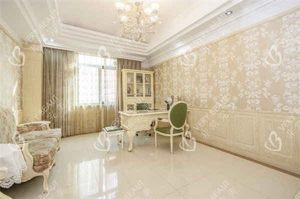 北京润美玉之光医疗美容面诊室环境图示