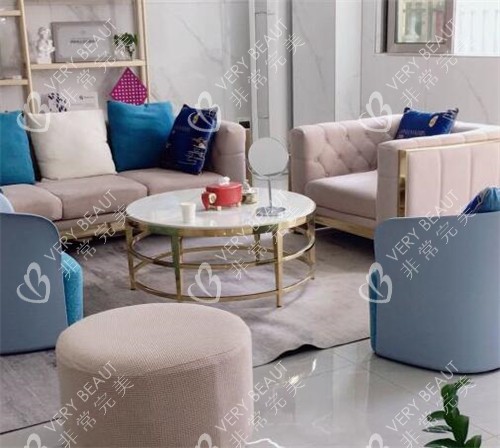 玉林华美医疗美容等候区展示