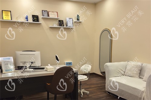 东莞爱思特医疗美容面诊室 东莞爱思特医疗美容面诊室