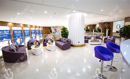 东莞爱思特医疗美容二楼休息区 东莞爱思特医疗美容二楼休息区