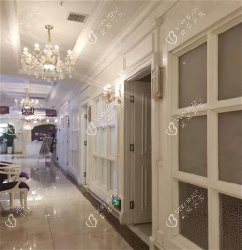 宝鸡韩美整形医院走廊环境.jpg